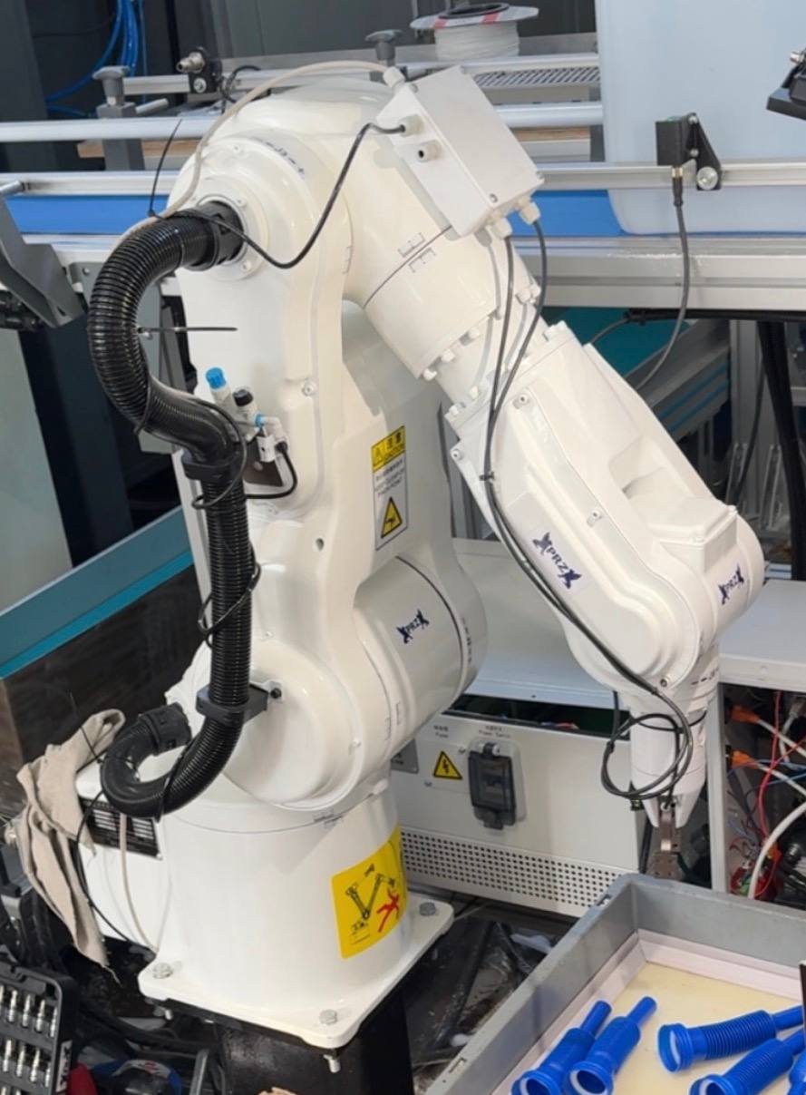 Robot
